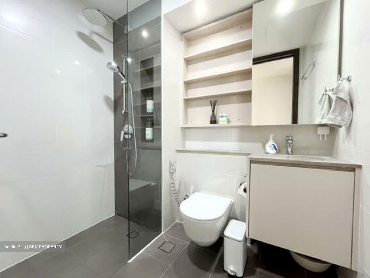 Upper Paya Lebar Road (D19), Condominium #554808331